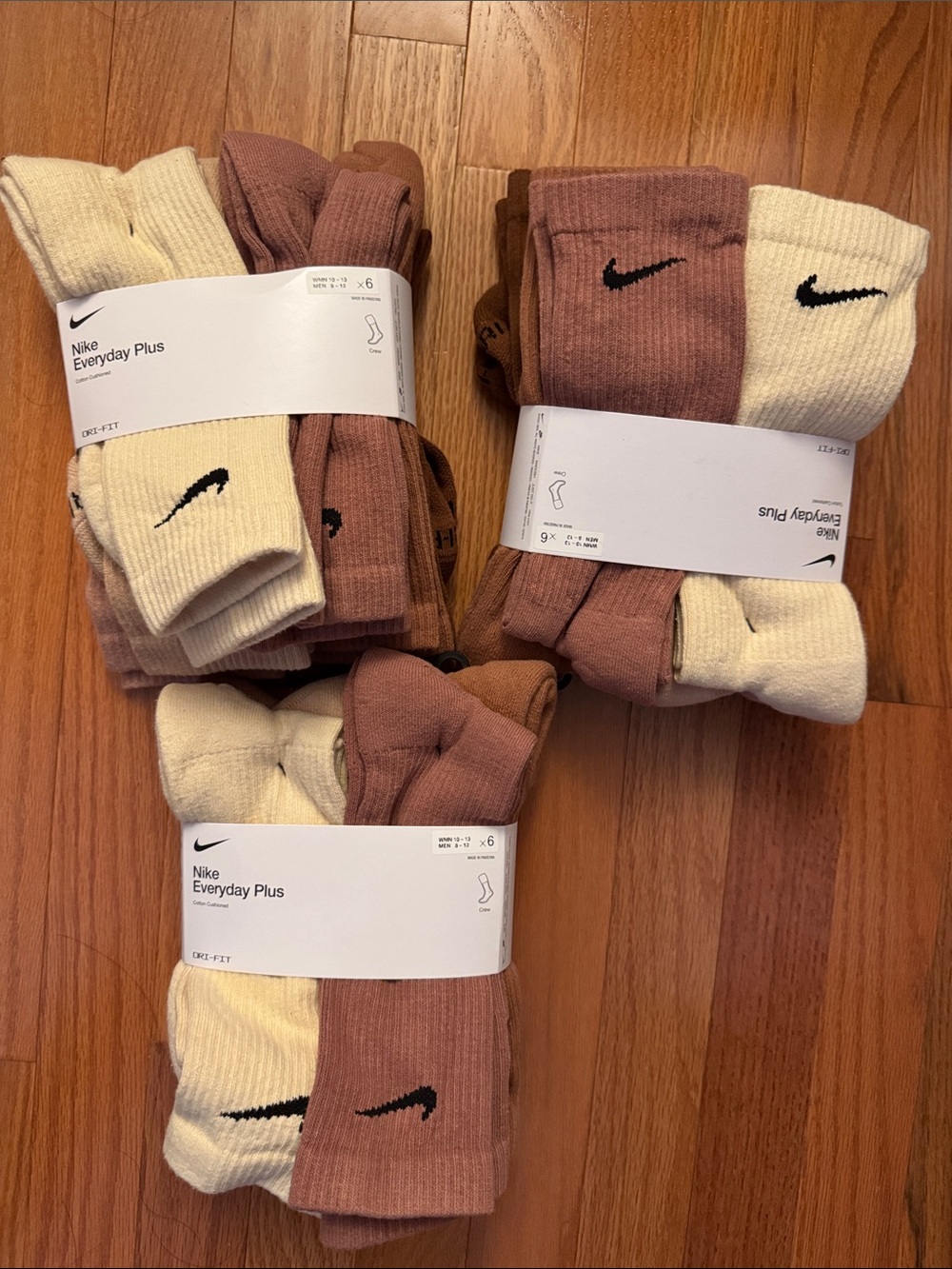 Bundle of Nike Everyday Plus Socks